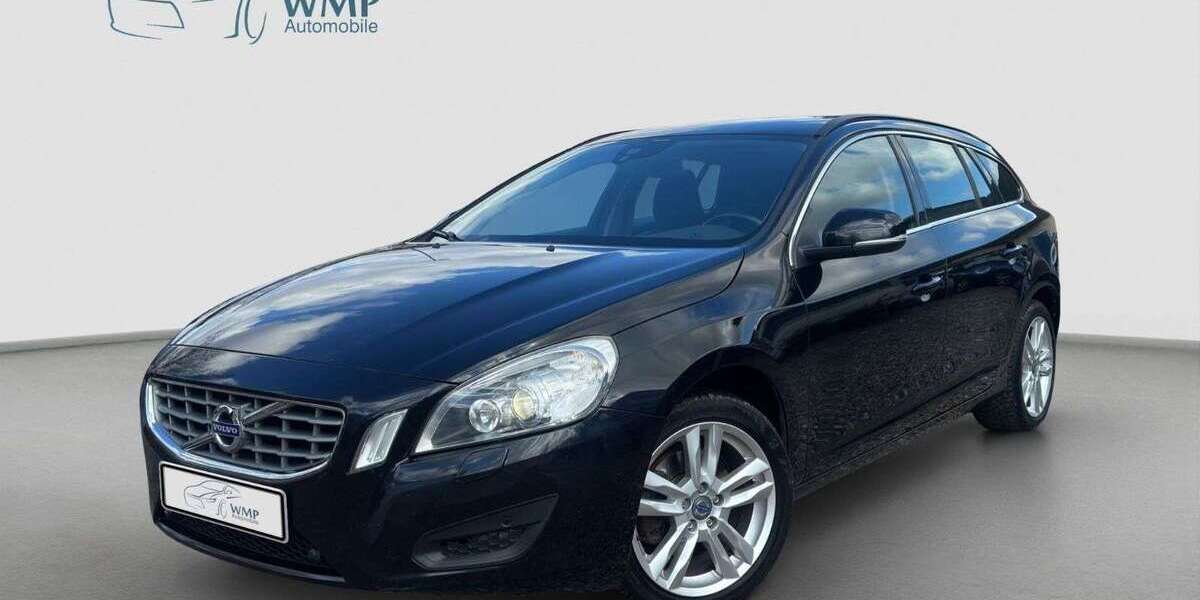 Volvo V60 235.771 km 6.390 &euro; Hamburg 22045