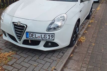 Alfa Romeo Giulietta 176.000 km 5.500 € Delmenhorst 27755