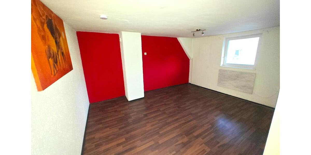 Einfamilienhaus Wildenberg - 7 Zimmer, 220 m&sup2;, 1.800&euro; | Angebot:25907276