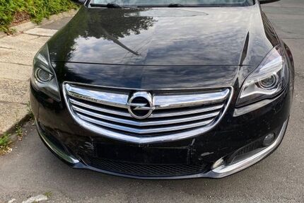 Opel Insignia 272.000 km 4.200 € Crimmitschau 08452