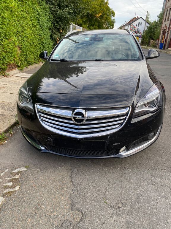 Opel Insignia 272.000 km 4.200 € Crimmitschau 08452