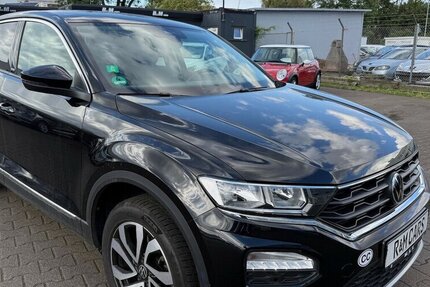 VW T-Roc 1.5 TSI Active DSG/Navi/63.000km