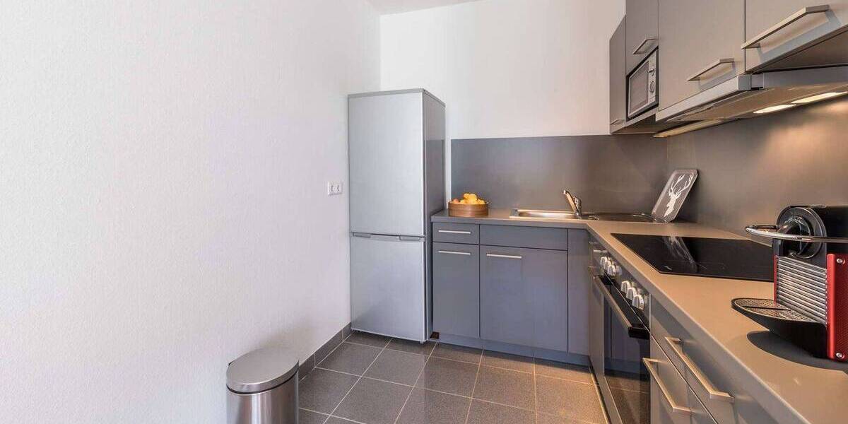 Etagenwohnung Frankfurt am Main Westend-Süd - 2 Zimmer, 46 m&sup2;, 1.810&euro; | Angebot:26824540