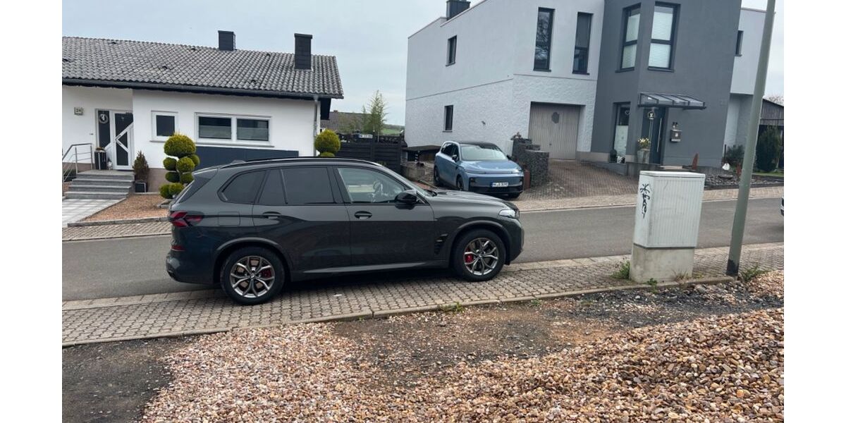 BMW X5 M60 39.500 km 80.900 &euro; Illingen 66557