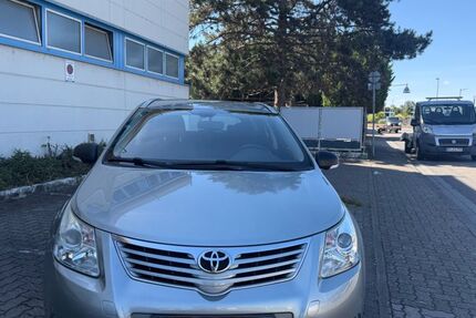 Toyota Avensis 174.000 km 4.290 &euro; schifferstadt 67105