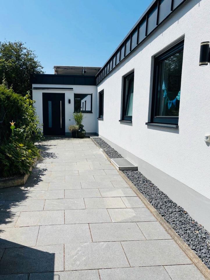 Neuwertiger Bungalow mit großzügiger Ausstattung
