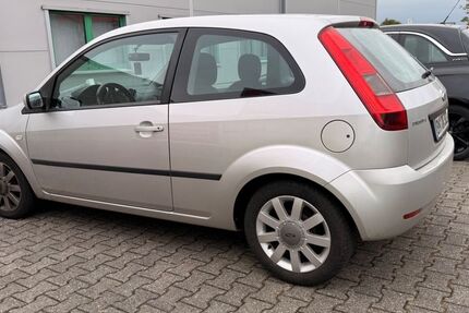 Ford Fiesta 140.000 km 1.600 &euro; Alsdorf 52477