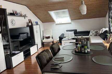 Wohnung Markgröningen - 4 Zimmer, 91 m&sup2;, 900&euro; | Angebot:27083801