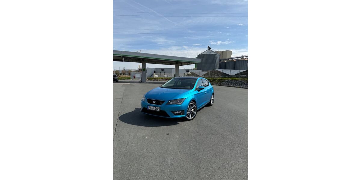 Seat Leon 176.000 km 9.200 &euro; Büren 33142