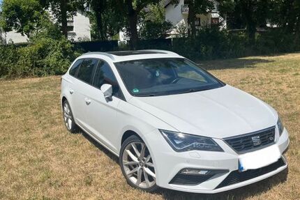 Seat Leon 95.570 km 17.499 &euro; Friedberg 61169