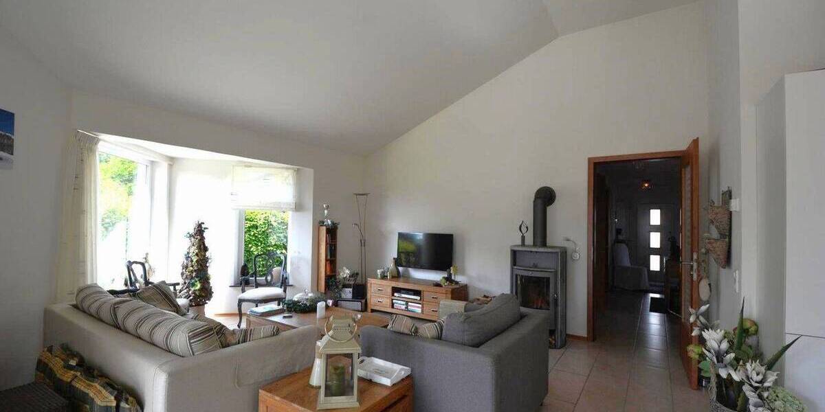 RESERVIERT Moderner, ruhig gelegener und perfekt unterhaltener Ferienbungalow auf schönem Grundstück in Gerolstein-Hinterhausen RESERVIERT 4 zimmer