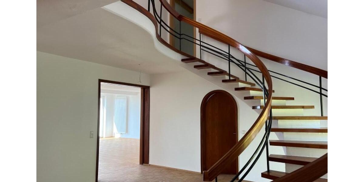 Maisonettenwohnung Tännesberg - 7 Zimmer, 205 m&sup2;, 1.340&euro; | Angebot:25760328