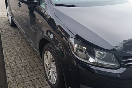 VW Touran 139.402 km 8.100 &euro; Albbruck 79774