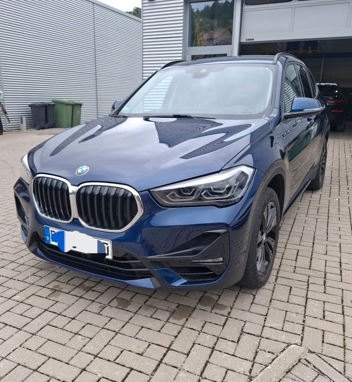 BMW X1 83.000 km 23.999 € Regensburg 93053