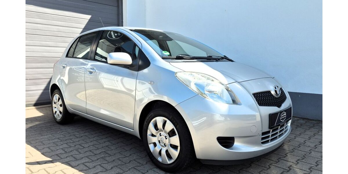 Toyota Yaris 165.600 km 3.990 &euro; Winsen (Luhe) 21423