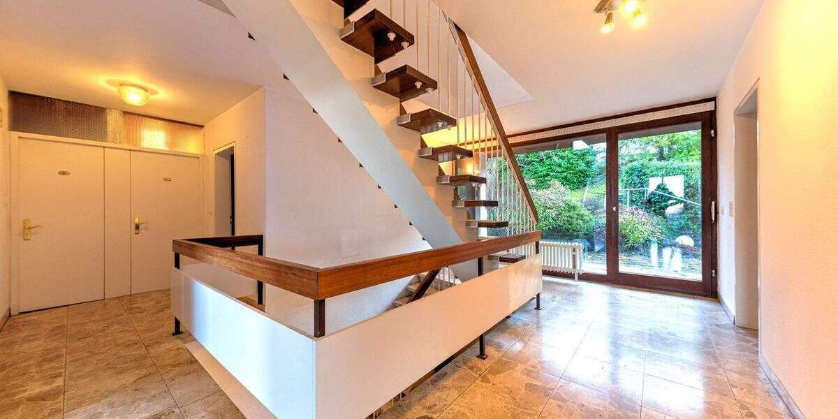 Einfamilienhaus Herrenberg - 6 Zimmer, 234 m&sup2;, 875.000&euro; | Angebot:25472242