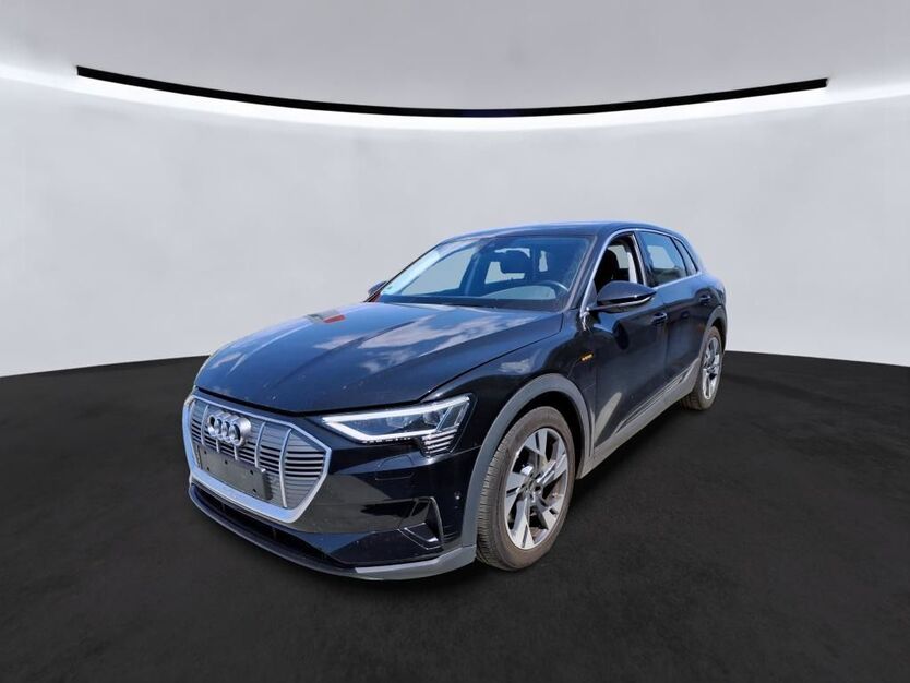 Audi e-tron 68.903 km 29.900 € Rastede/ Wahnbek 26180