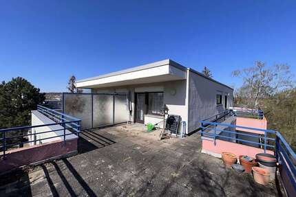 Wohnung zum Kaufen in Pforzheim 325.000 € 130.14 m²