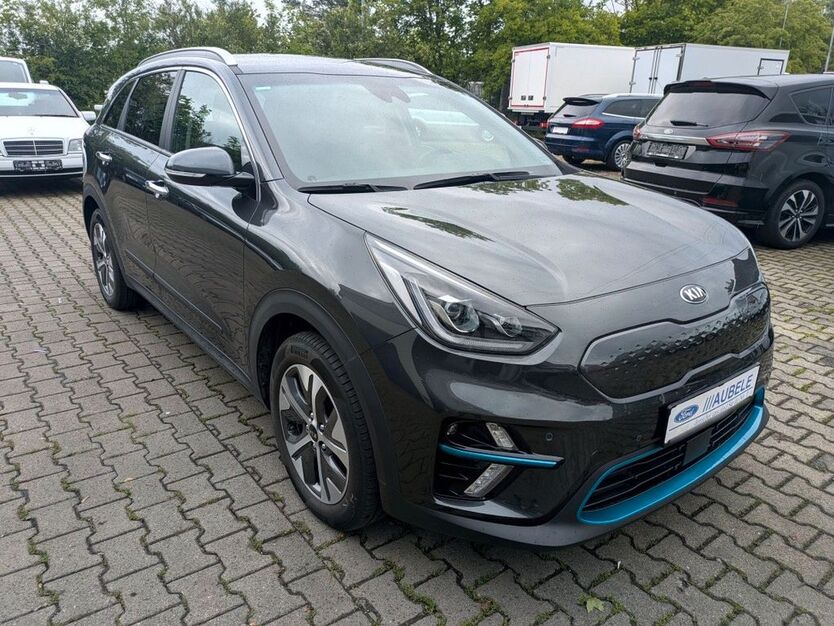 Kia Niro 79.800 km 19.490 € Pfaffenhofen 89284