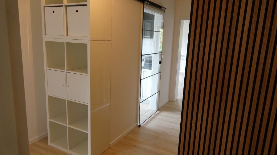 Hochwertig sanierte, sehr geräumige 2,5-Zimmer EG Wohnung mit EBK in Antweiler 2.5 zimmer