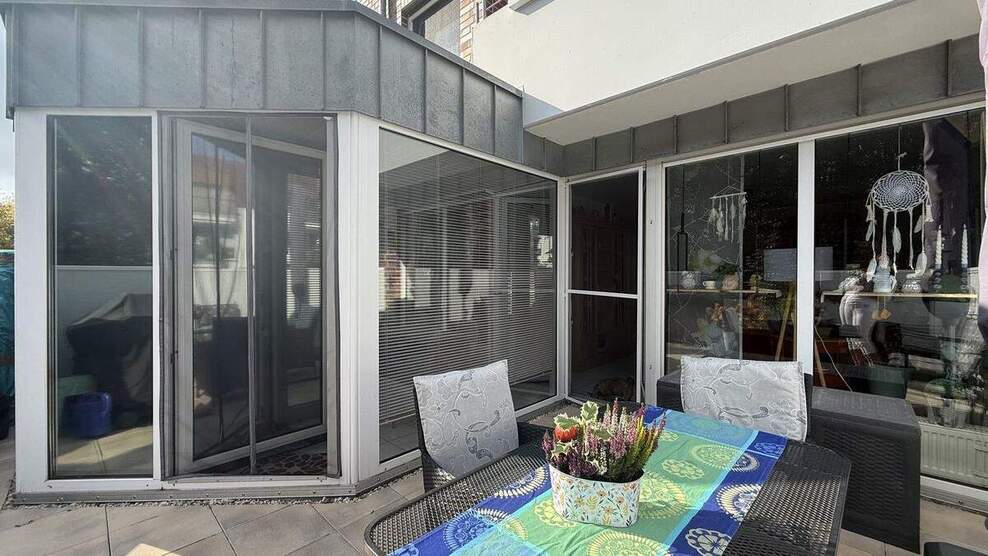 *** Attraktive Erdgeschosswohnung mit Wintergarten*** 2 zimmer