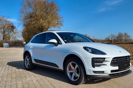 Porsche Macan 93.136 km 40.900 &euro; Eichendorf 94428