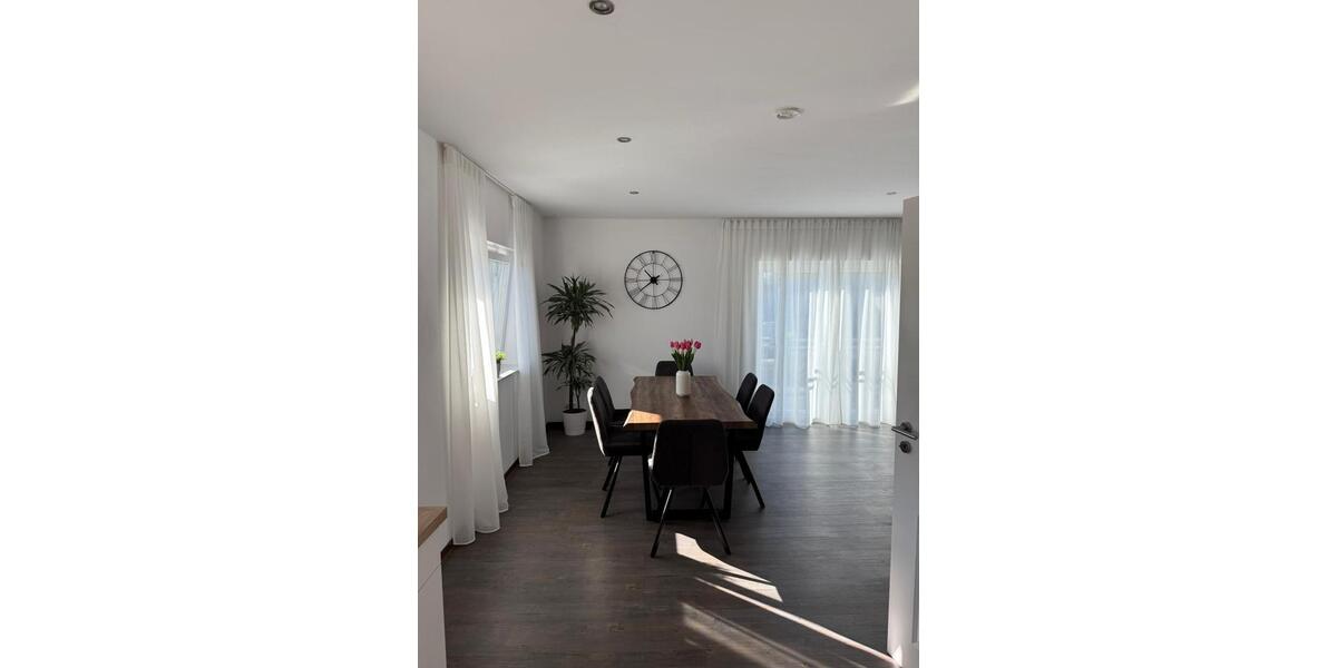 Etagenwohnung Rhauderfehn - 3 Zimmer, 84 m&sup2;, 600&euro; | Angebot:26429409