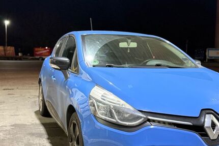 Renault Clio 115.000 km 5.400 &euro; Hamburg 22525