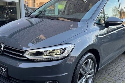 VW Touran 76.400 km 26.900 &euro; Bocholt 46397