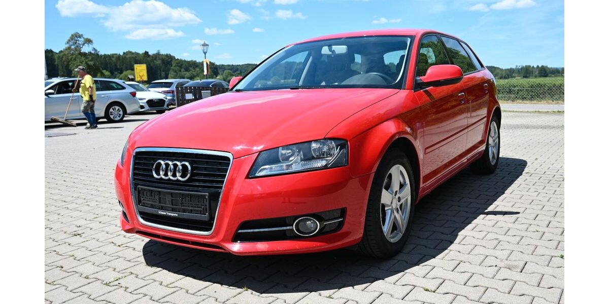 Audi A3 128.000 km 6.999 &euro; Petting /Waging am See 83367