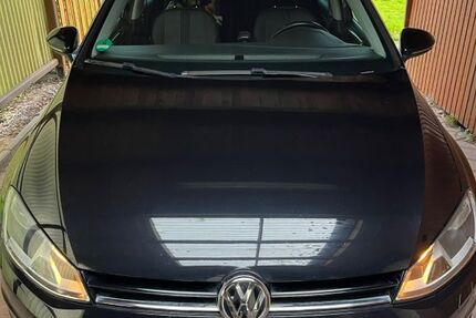 VW Golf 71.171 km 9.500 &euro; Bremerhaven 27570