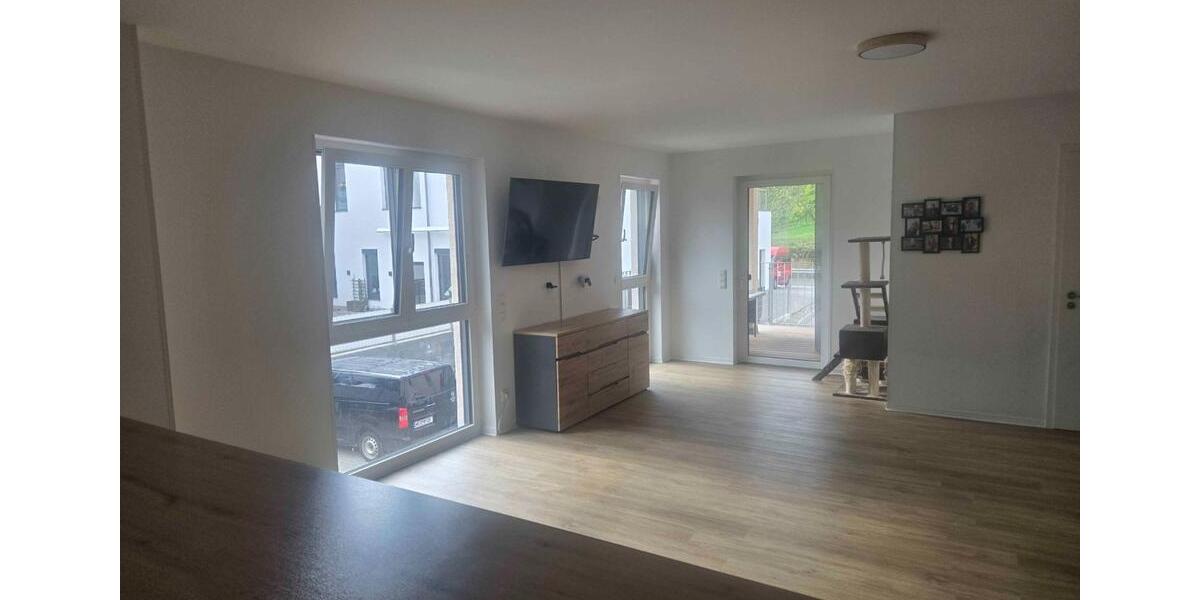 Etagenwohnung Osthofen - 2 Zimmer, 86 m&sup2;, 1.000&euro; | Angebot:24599148