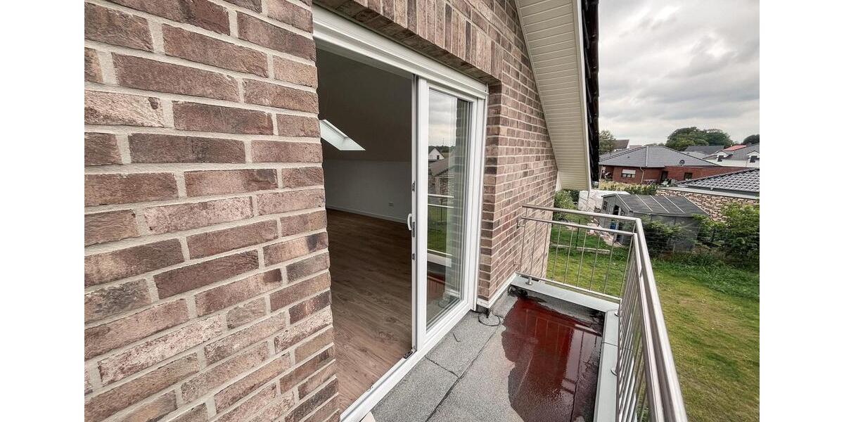 Neubau mit Balkon: Attraktive 4-Zimmer-Wohnung in Uchte 4 zimmer