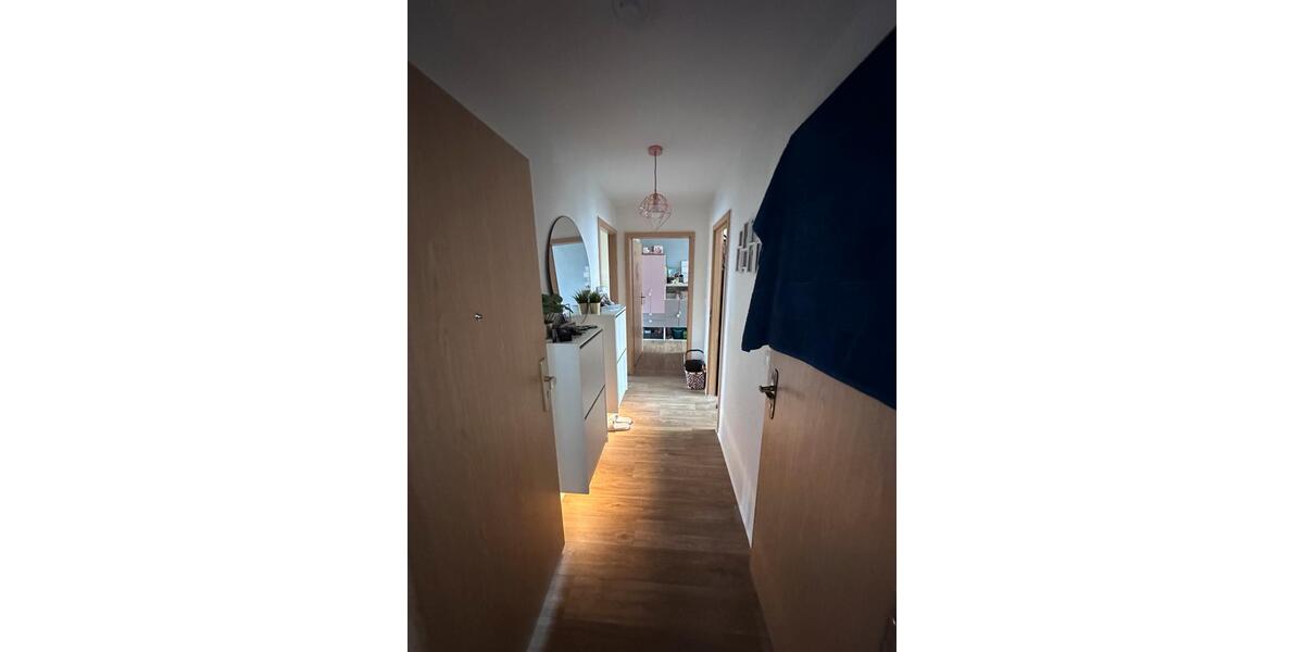 Etagenwohnung Saalfeld (Saale) - 3 Zimmer, 58 m&sup2;, 530&euro; | Angebot:25512325