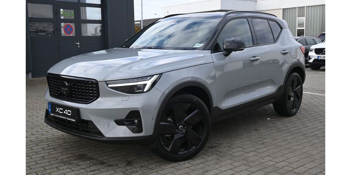 Volvo XC40 13.770 km 42.990 &euro; Jüterbog 14913