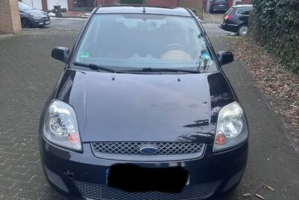 Ford Fiesta 178.000 km 1.200 &euro; Rietberg 33397