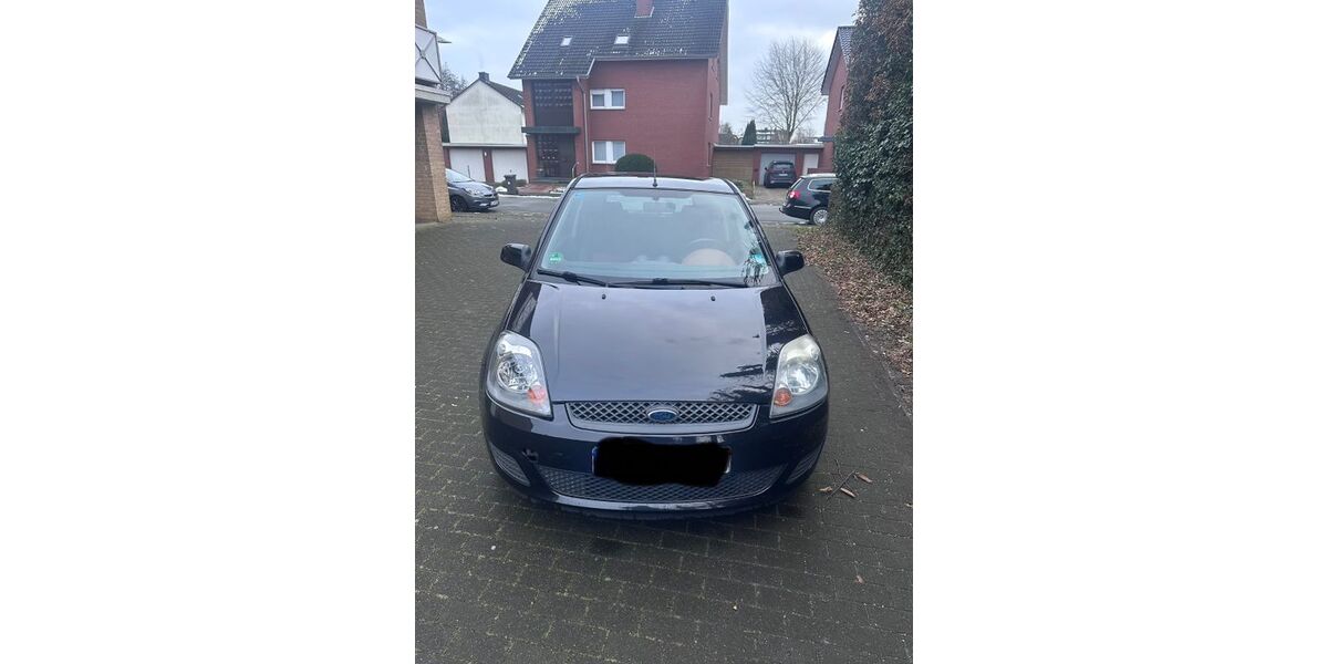 Ford Fiesta 178.000 km 1.200 &euro; Rietberg 33397