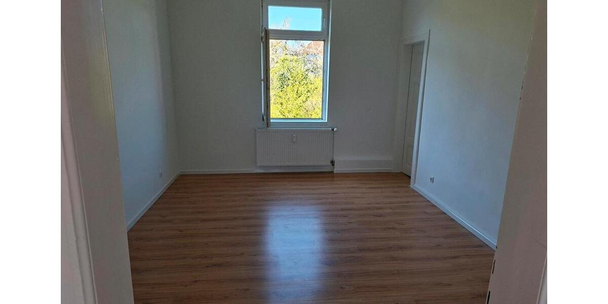 Etagenwohnung Uelzen - 4 Zimmer, 80 m&sup2;, 1.000&euro; | Angebot:26395966