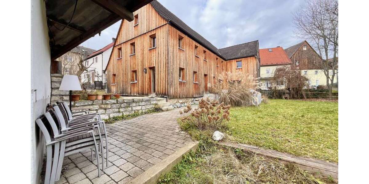 Haus zum Kaufen in Grossenbuch 890.000 € 264 m² 7 zimmer