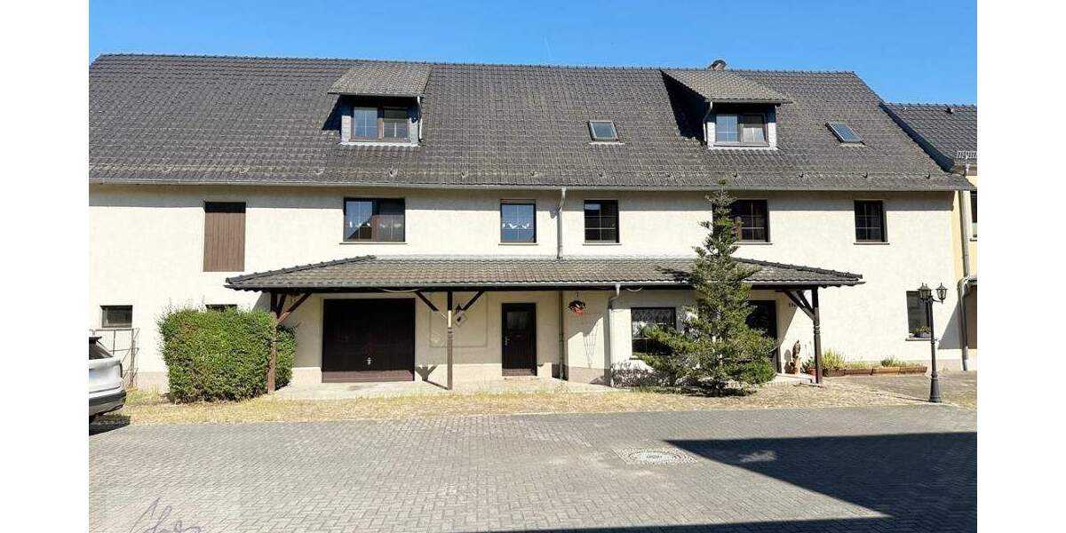 ***RAUM, FREIHEIT UND RUHE: EINZIGARTIGES REIHENENDHAUS MIT GARTEN, NEBENGEBÄUDE UND GROSSEN MÖGLICHKEITEN*** 7 zimmer