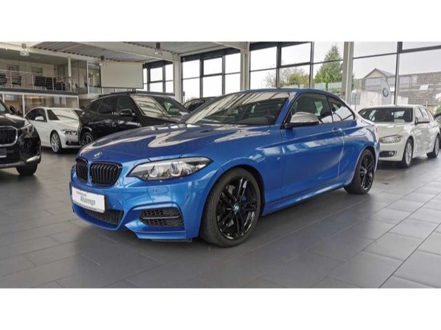 M240i