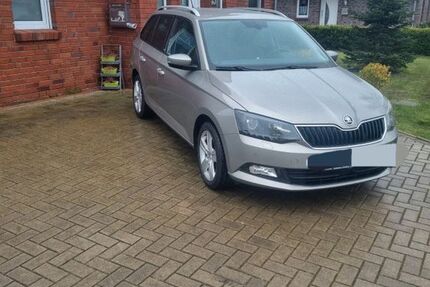 Skoda Fabia 98.600 km 9.850 &euro; Südbrookmerland/ Moorhusen 26624
