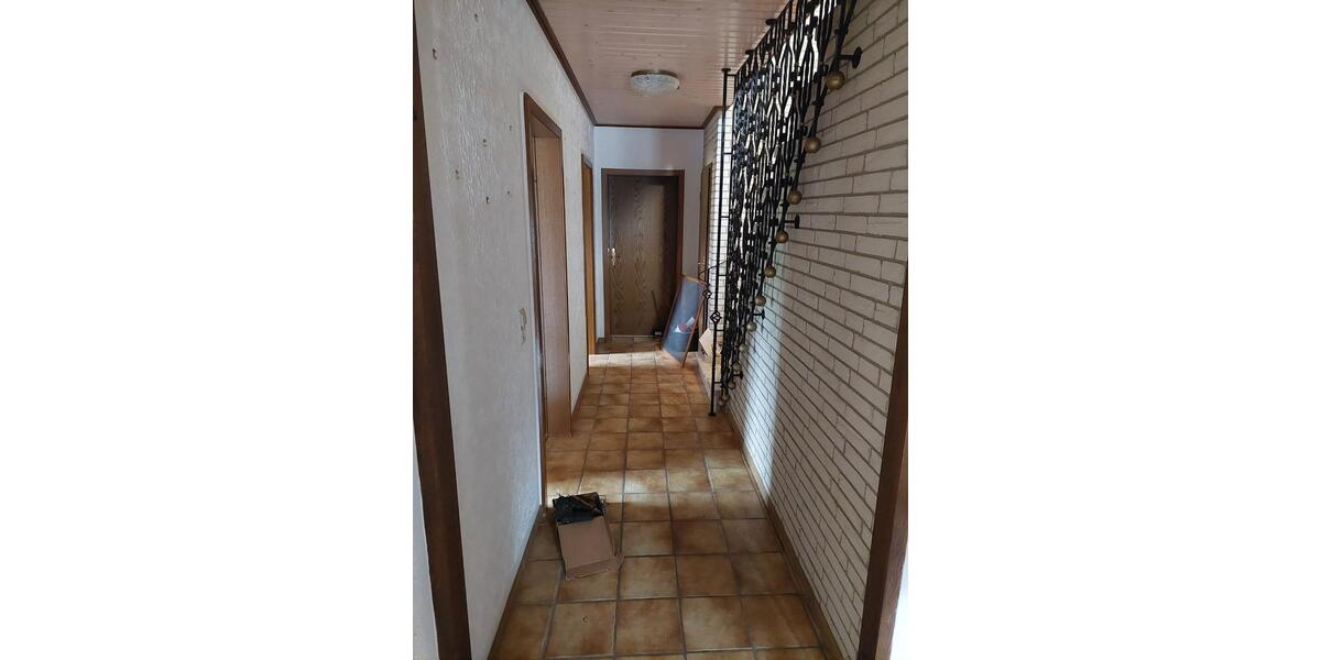 Einfamilienhaus Sankt Michaelisdonn - 7 Zimmer, 200 m&sup2;, 1.100&euro; | Angebot:25369004