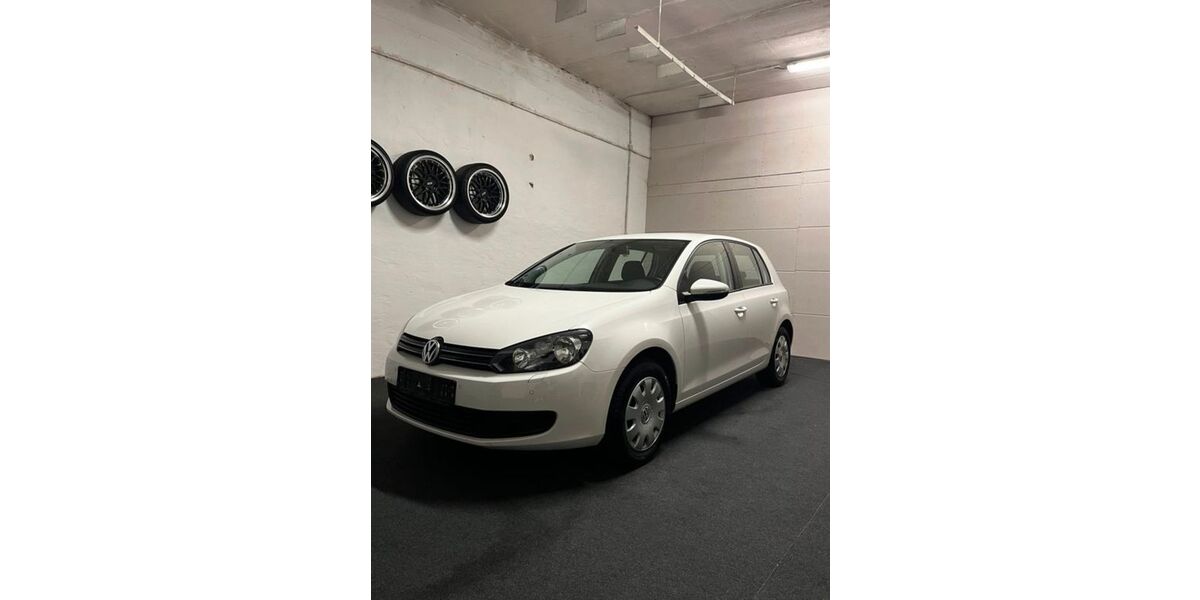VW Golf 114.000 km 5.999 &euro; Aschersleben 06449