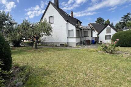 Haus Neuss Furth-Süd - 4 Zimmer, 90 m&sup2;, 420.000&euro; | Angebot:24874640