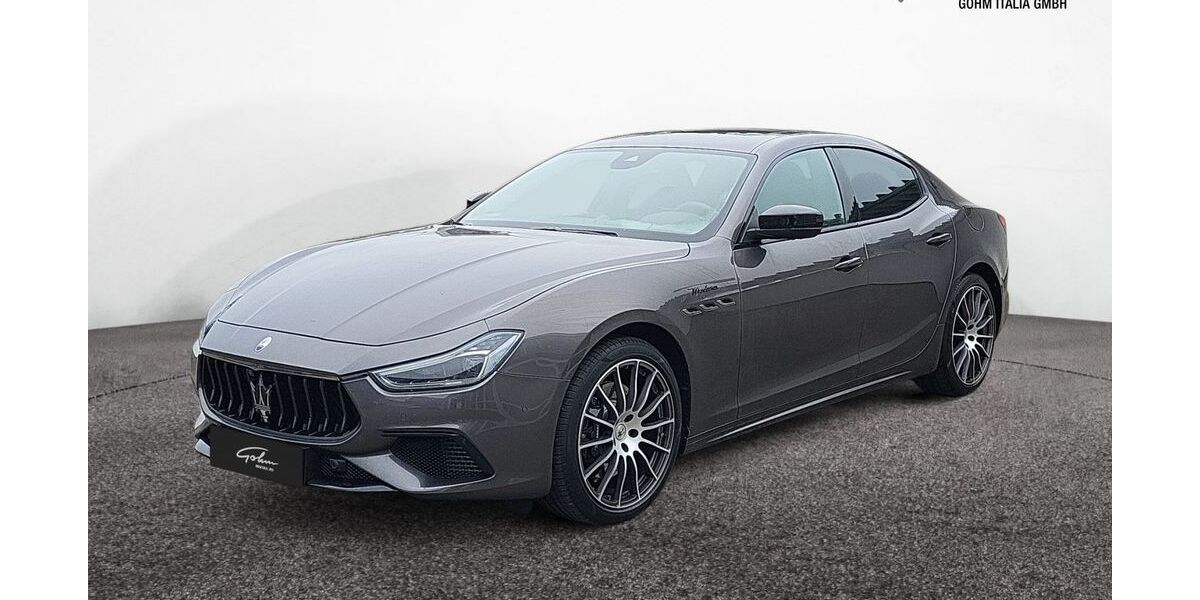 Maserati Ghibli 7.900 km 82.777 &euro; Singen 78224
