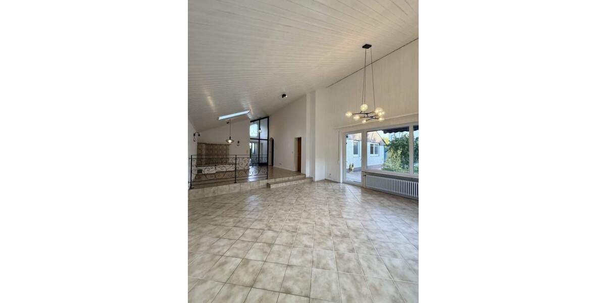 Einfamilienhaus Stadtbergen - 5 Zimmer, 162 m&sup2;, 760.000&euro; | Angebot:25667508