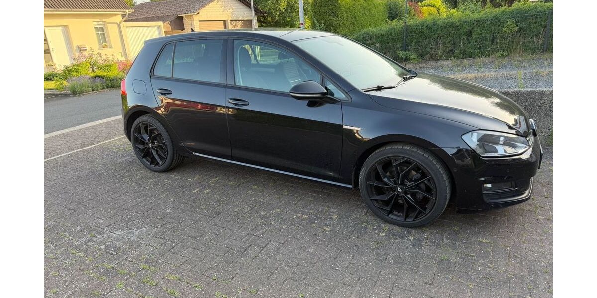 VW Golf 160.000 km 9.500 &euro; Schwalmstadt 34613