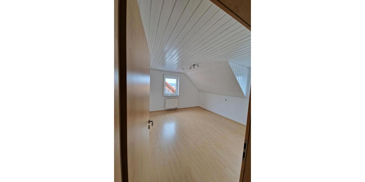 Einfamilienhaus Grub am Forst - 4 Zimmer, 115 m&sup2;, 900&euro; | Angebot:24863296