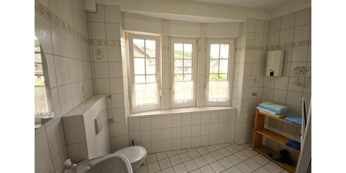 Reihenhaus Zell (Mosel) - 4 Zimmer, 67 m&sup2;, 99.000&euro; | Angebot:26826224